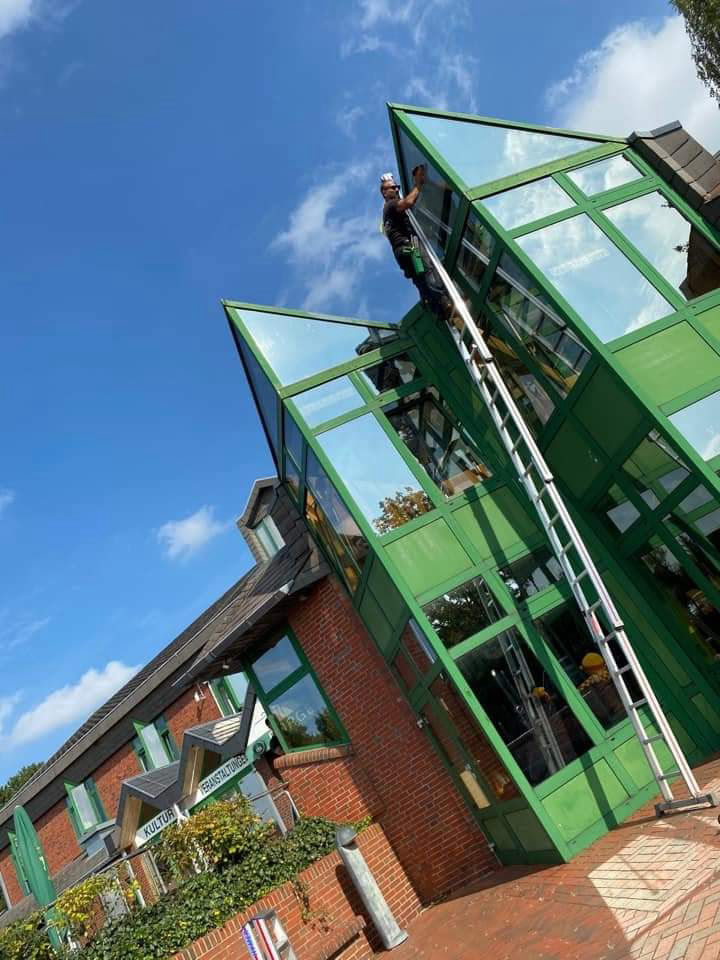 Gebäude- und Glasreinigung Karaki